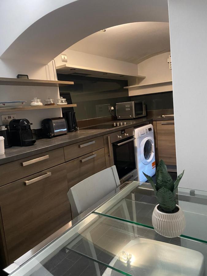 Beautiful Modern Studio In High Street Kensington Apartment Londra Exterior foto